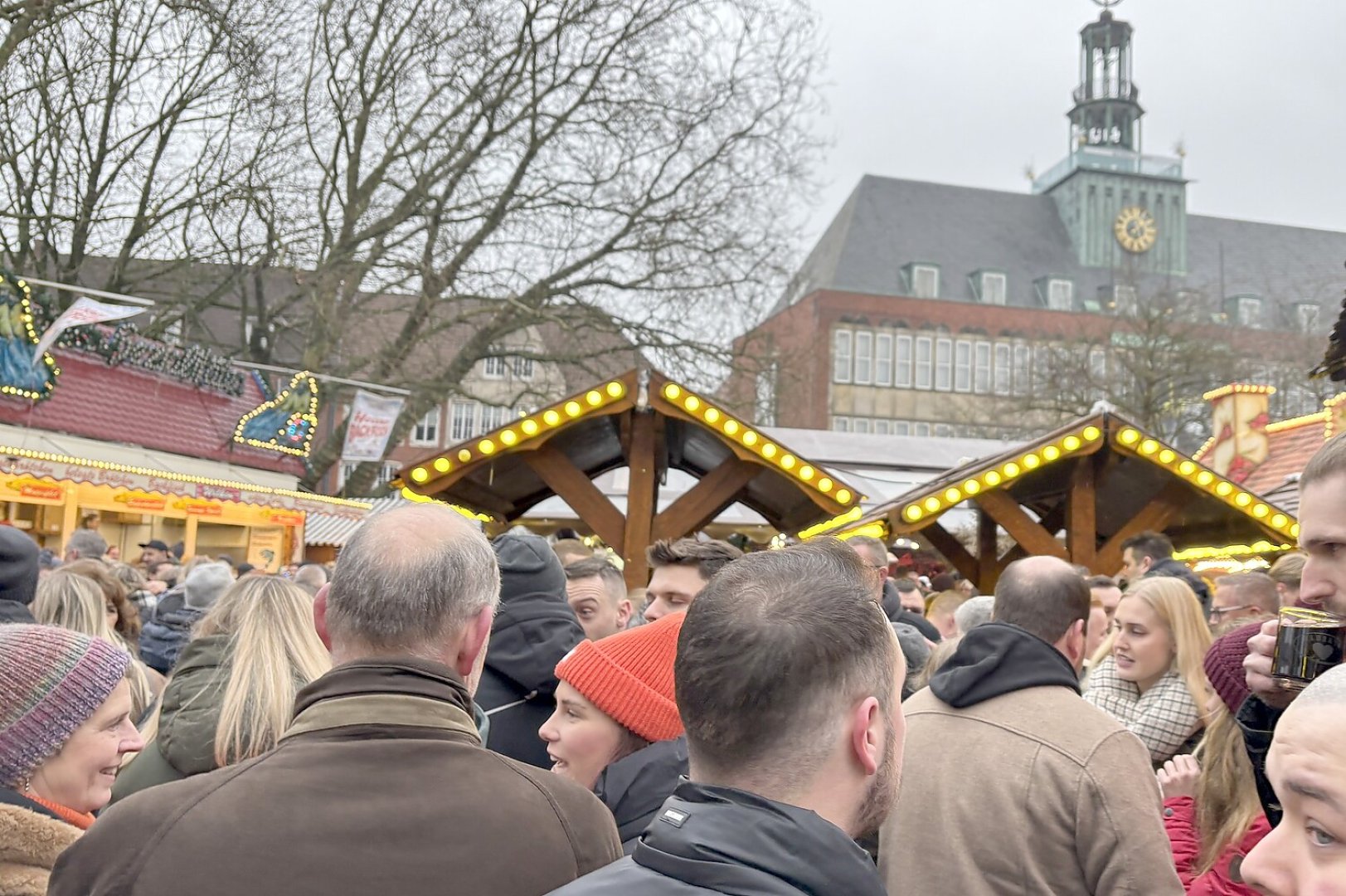 Elführtje zu Silvester in Emden - Bild 33