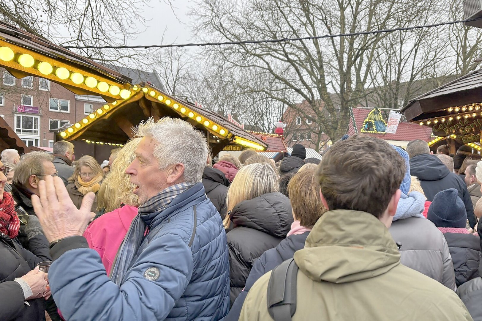 Elführtje zu Silvester in Emden - Bild 34