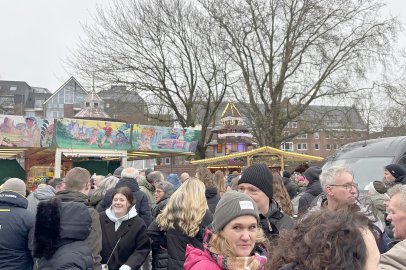 Elführtje zu Silvester in Emden - Bild 39