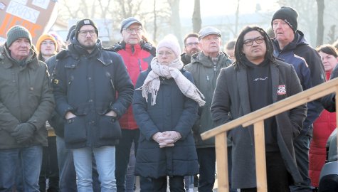 Kundgebung Wiesmoor bleibt bunt  - Bild 29