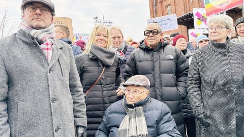 Mehr als 1500 Menschen bei Demonstration in Leer - Bild 50