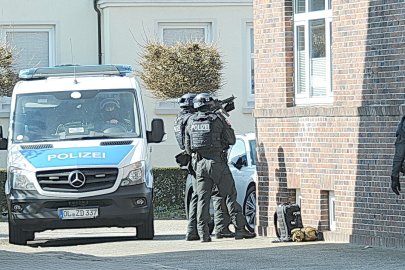 Großer Polizeieinsatz in Leer - Bild 4