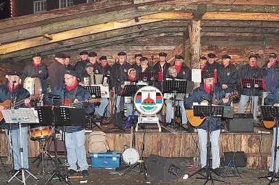 Weihnachtsmarkt in Leer eröffnet - Bild 2