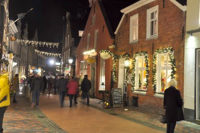 Weihnachtsmarkt in Leer eröffnet - Bild 3