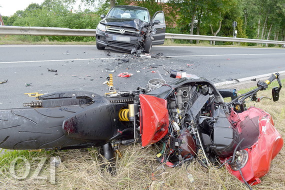 Unfall Auf B 210: Motorradfahrer Schwer Verletzt - Ostfriesen-Zeitung