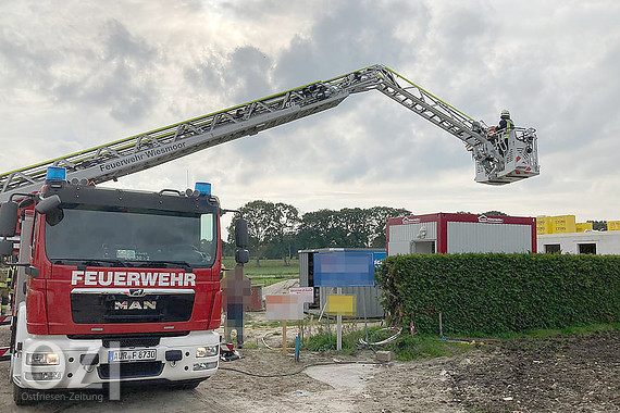 Remels: Feuerwehr holt verletzten Arbeiter von Baustelle ...