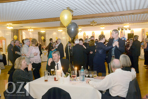 Silvester in Emden: Ein Verletzter - Ostfriesen-Zeitung