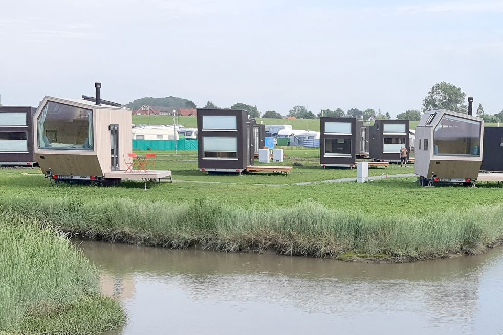 Am Campingplatz in Harlesiel entstand in diesem Jahr das erste Green Tiny Village aus 19 Mini-Häusern. Fotos: S. Ullrich/Archiv