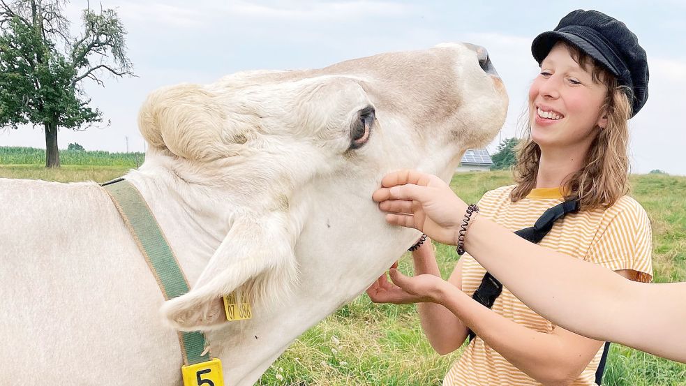 Das Tierwohl liegt Maren Osterbuhr ganz besonders am Herzen. Auch darüber schreibt sie auf der sozialen Plattform Instagram unter dem Nutzernamen @maren.opunkt. Foto: privat