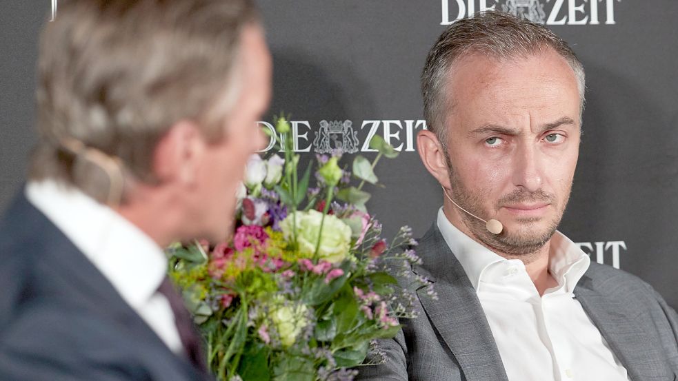 TV-Satiriker Jan Böhmermann kritisiert die Auftritte der Virologen Alexander Kekulé und Hendrik Streeck bei „Markus Lanz“. Foto: dpa/Georg Wendt