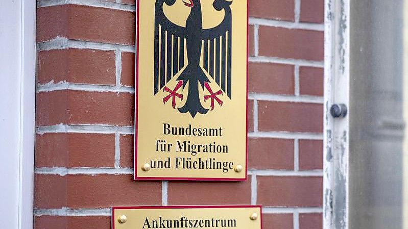 Das Bundesamt für Migration und Flüchtlinge in Eisenhüttenstadt. Foto: Fabian Sommer/dpa