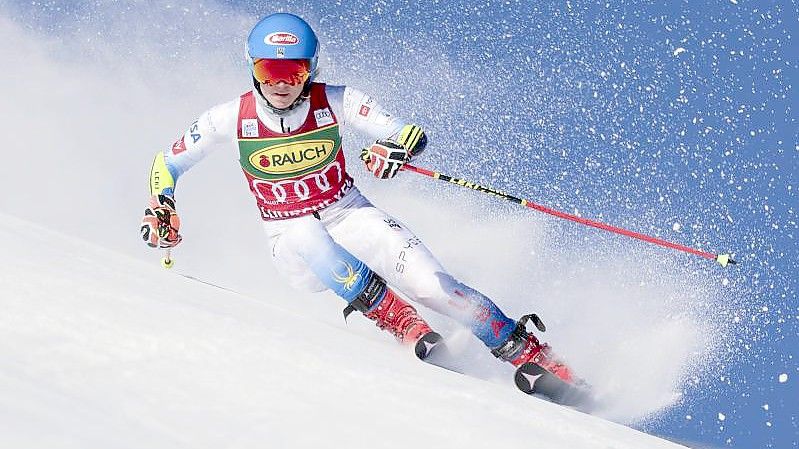 Die Amerikanerin Mikaela Shiffrin im ersten Durchgang. Foto: Marco Trovati/AP/dpa