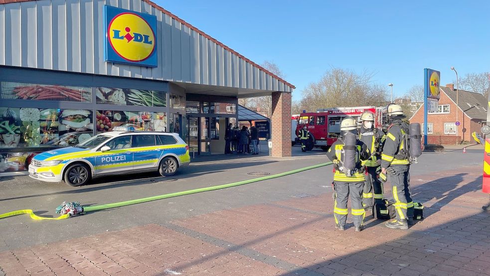 Feuerwehr und Polizei waren am Dienstag im Einsatz. Foto: Nording