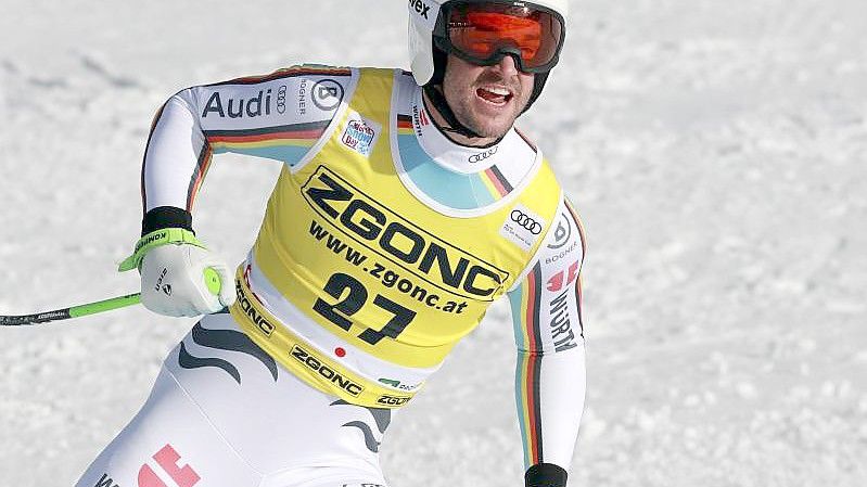 Dominik Schwaiger wurde bei der Abfahrt in Bormio Fünfter. Foto: Felice Calabro/AP/dpa