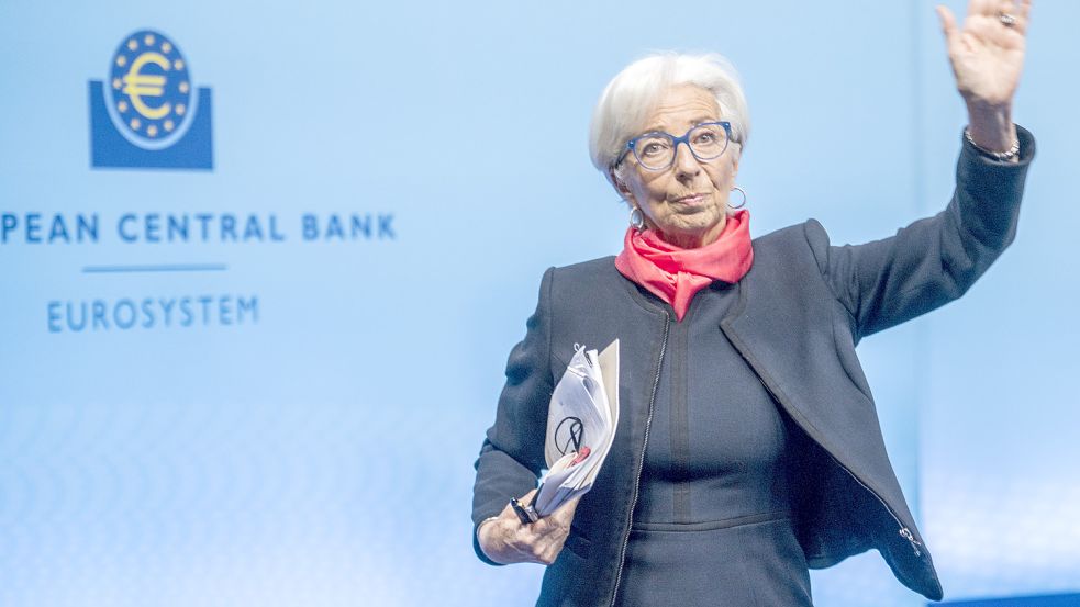 Hält unverdrossen an der lockeren Geldpolitik fest: EZB-Präsidentin Christine Lagarde. Foto: AFP Pool