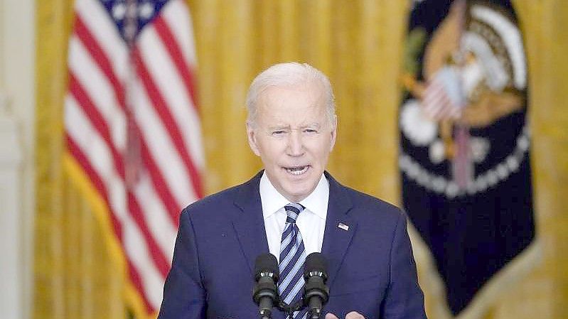 Nach Beginn des Kriegs in der Ukraine hat US-Präsident Biden weitere „harte Sanktionen“ gegen Russland angekündigt. Foto: Alex Brandon/AP/dpa