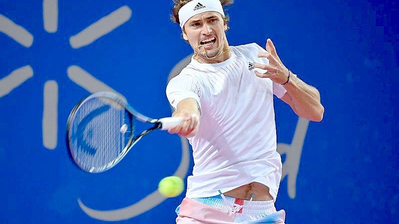 Olympiasieger Alexander Zverev freut sich darauf beim Davis Cup in Brasilien anzutreten. Foto: Pascal Guyot/AFP/dpa