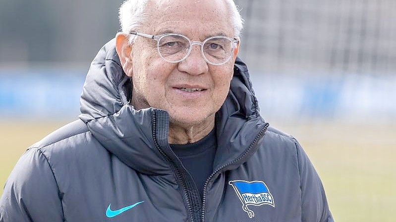 Hertha BSC setzt im Abstiegskampf auf Felix Magath. Foto: Andreas Gora/dpa