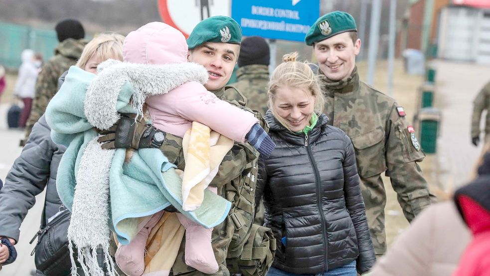 Täglich fliehen Ukrainer vor dem Krieg in ihrer Heimat. Das Bild ist am ukrainisch-polnischen Grenzübergang Medyka entstanden. Foto: Hock