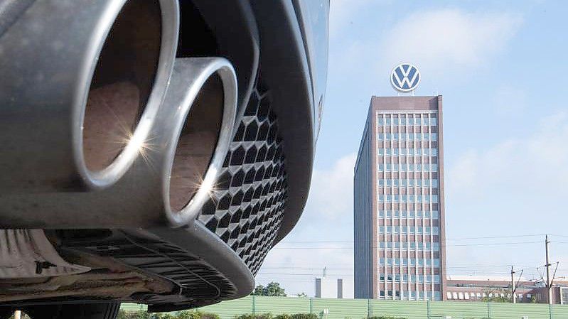 Der VW-Dieselprozess kommt bislang nur schleppend voran. Foto: Julian Stratenschulte/dpa