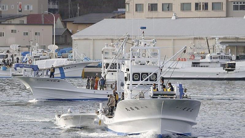 Ein Wettlauf mit der Zeit. Foto: Uncredited/Kyodo News/dpa