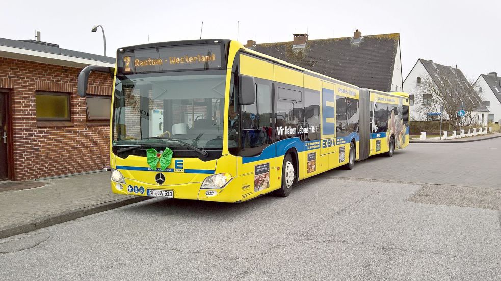 Für die Busse der Sylter Verkehrsgesellschaft gilt das 9-Euro-Ticket bereits früher. Foto: imago images/Manfred Segerer (Archivbild)