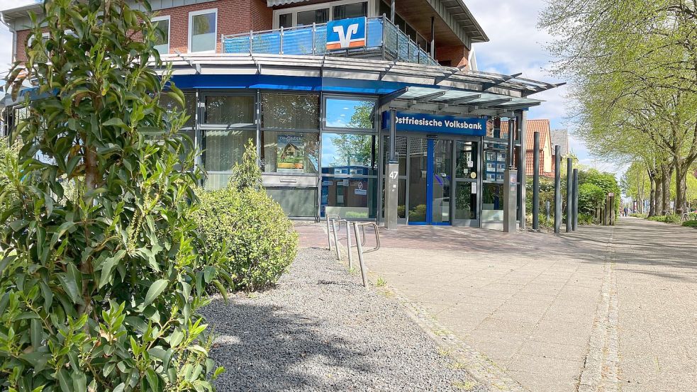 Die Volksbank-Filiale in der Bremer Straße. Foto: Kierstein