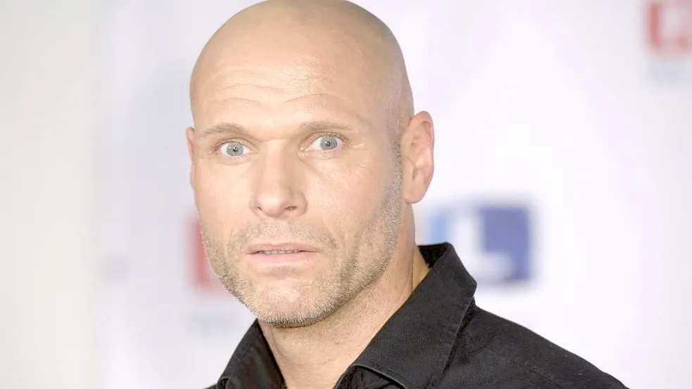 Thorsten Legat hat sich seinen Hoden beim RTL-Turmspringen gerissen. Foto: imago sportfotodienst