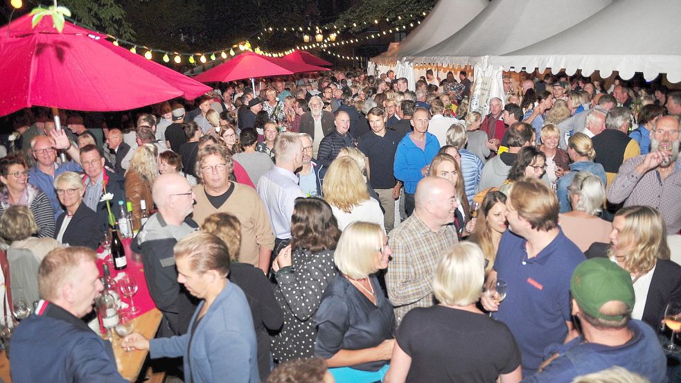 2019 fand zuletzt das Leeraner Weinfest statt. Foto: Wolters/Archiv