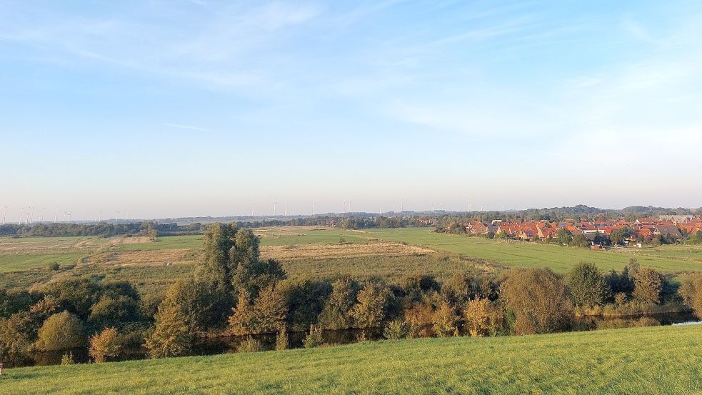 Der Blick vom Friesenhügel auf den Stadtteil Conrebbersweg, neben dem westlich und südlich auf den Freiflächen ein neuer Ortsteil entstehen soll. Foto: Hanssen