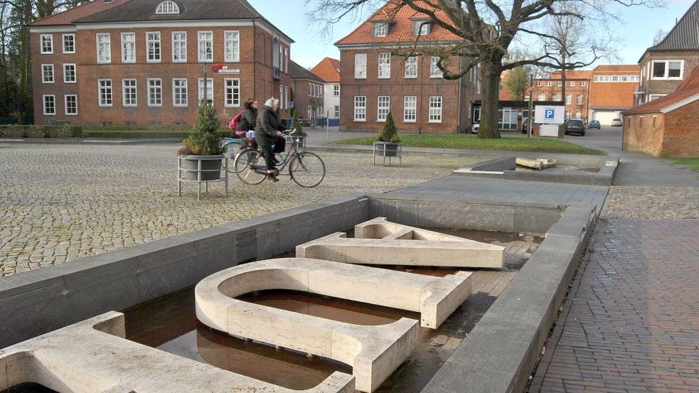 Eigentlich sollte das Hafenbecken mit Wasser gefüllt sein.