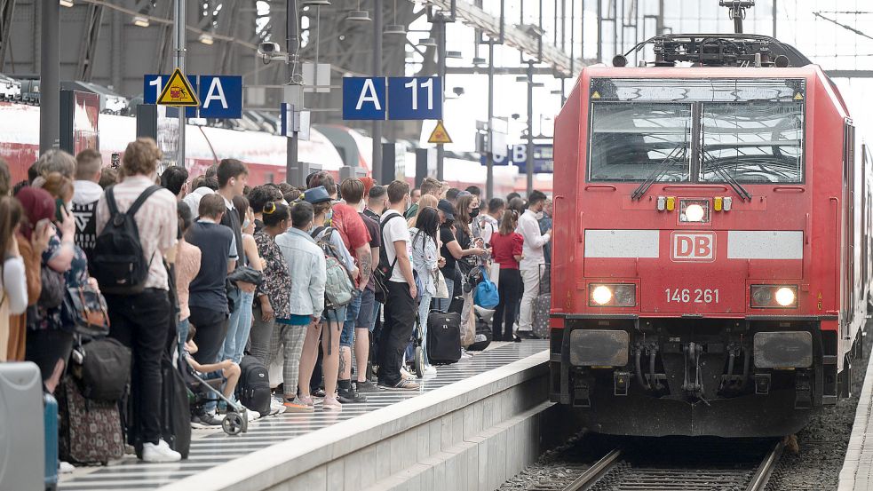 Die Bahn wird ihr Pünktlichkeitsziel vermutlich auch im kommenden Jahr nicht erreichen. Foto: dpa/Sebastian Gollnow