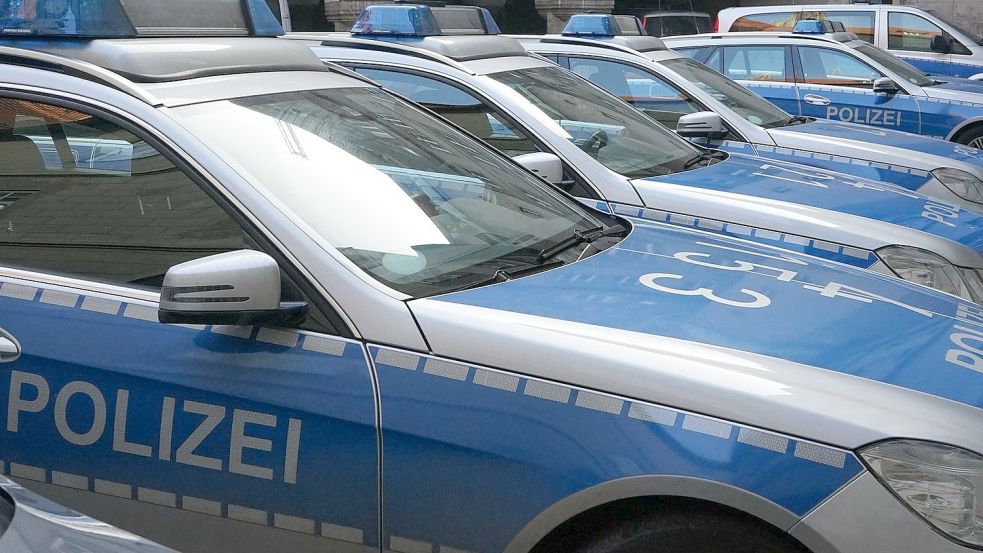 Die Polizei war auf der Autobahn 31 im Einsatz. Symbolfoto: Pixabay