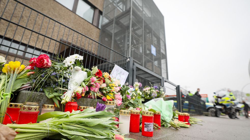 Im März erschoss ein Mann in den Räumen der Zeugen Jehovas in Hamburg acht Menschen. Foto: dpa/Christian Charisius