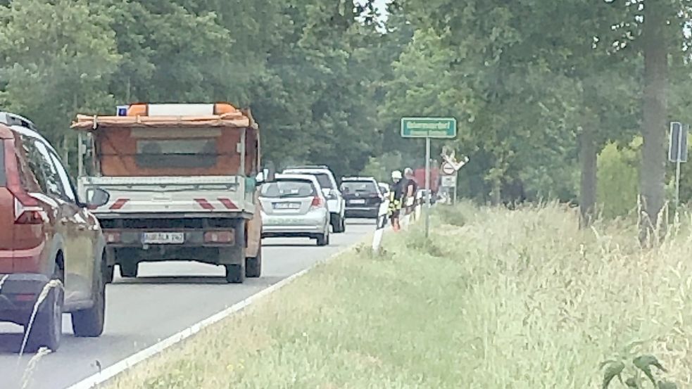 Die Polizei rückte am Dienstag zu einem Unfall in Großheide aus. Foto: Keller