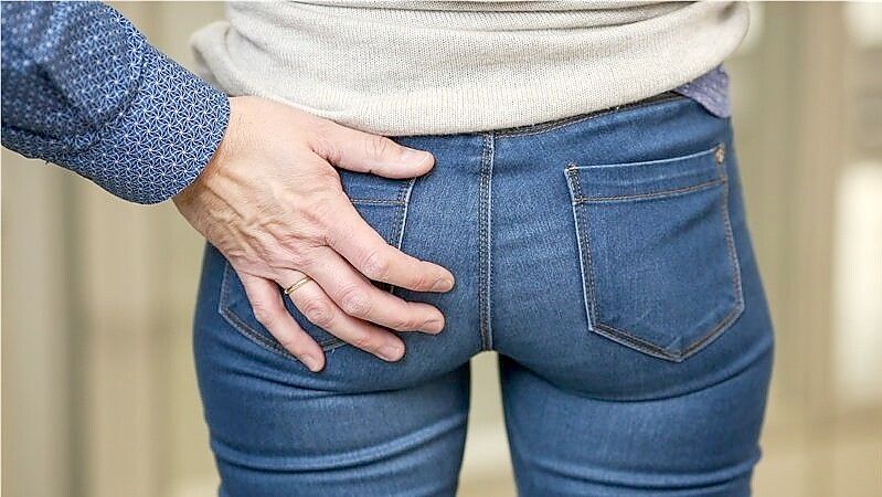 Ein Mann soll am Bremer Hauptbahnhof eine 13-Jährige absichtlich am Gesäß berührt haben. Foto: dpa