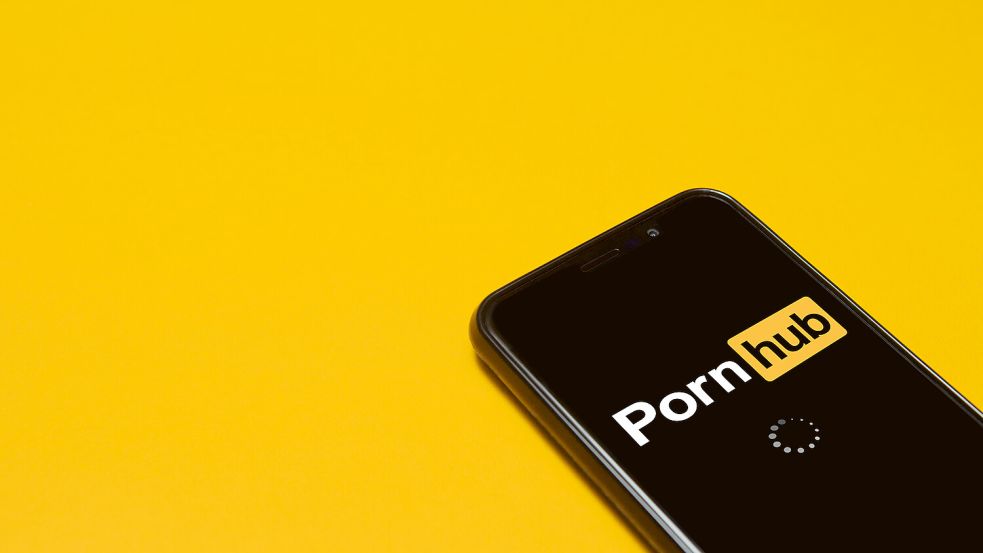 In Deutschland hat Pornhub mehr Zugriffe als Netflix. Pornos sind Alltag - und trotzdem stark mit Scham besetzt. Foto: imago-images/Pond5 Images