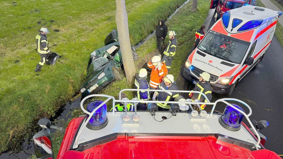 Viele Einsatzkräfte waren am Montagmorgen vor Ort.