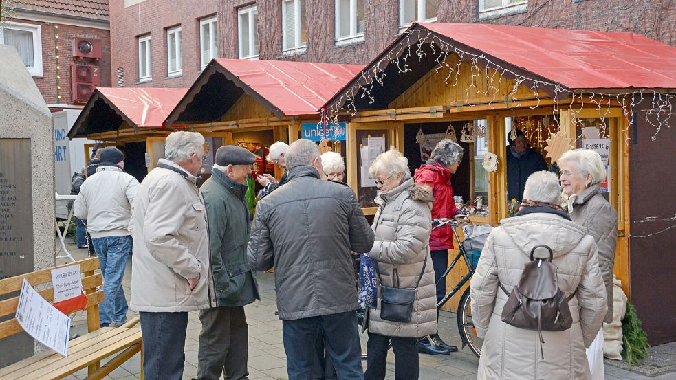 Noch im Besitz des „Schaufenster Emdens“: die Weihnachtsbuden, die unter anderem am Hafentor und in der Brückstraße aufgebaut werden. Foto: Archiv