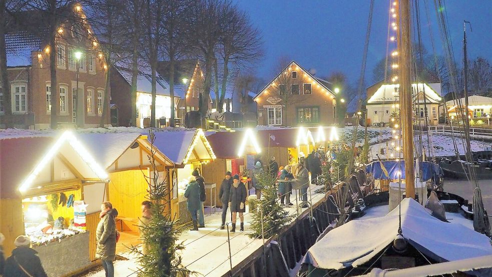 Wintermarkt In Carolinensiel: Geheimtipp Am Museumshafen Ist Ein ...