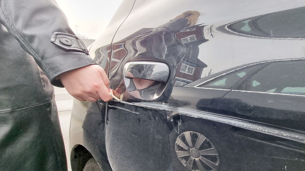 In Leer wurden – wie auf diesem Symbolfoto – zahlreiche Autos zerkratzt. Foto: Bothe