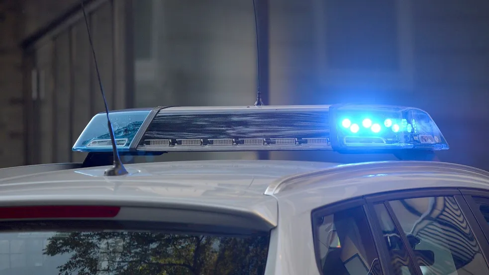Mehrere Polizeifahrzeuge waren am Donnerstagabend an einer Verfolgungsjagd beteiligt. Symbolfoto: Pixabay