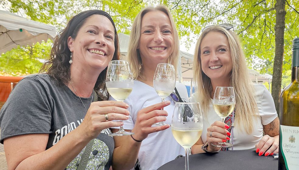 Unter anderem für das Moormerländer Weinfest steht ein Termin fest. Das kam schon im vergangenen Jahr gut an, wie dieses Archivfoto zeigt. Foto: Stromann/Archiv