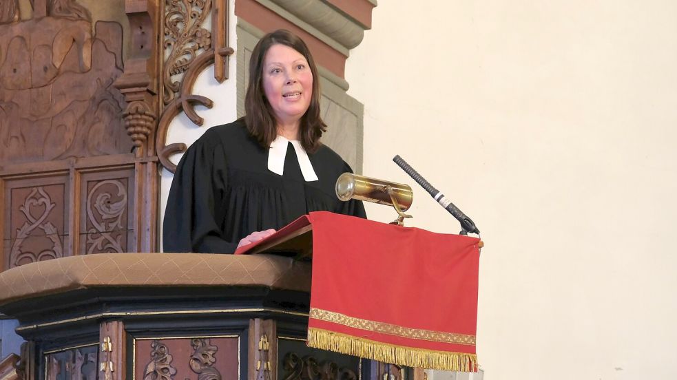 Superintendentin Christa Olearius hielt selbst die Predigt bei ihrem Abschiedsgottesdienst. Foto: Grundmann