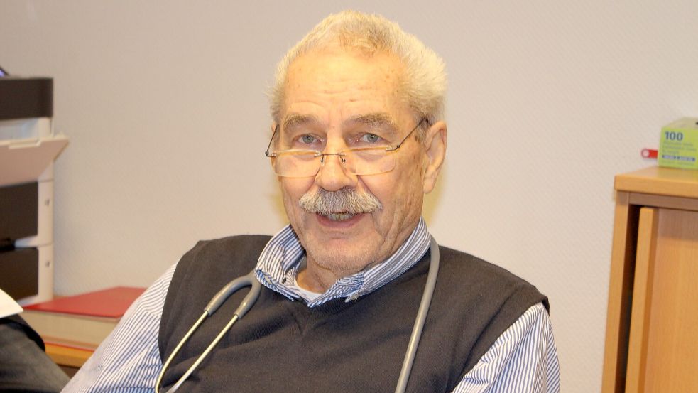 Hausarzt Ulrich Stein (78) findet keinen Nachfolger - und macht weiter. Foto: Christian Belling