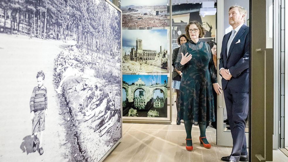 König Willem-Alexander war zu Gast bei der Eröffnung des Holocaust Museum in Amsterdam. Foto: IMAGO/RAMON VAN FLYMEN