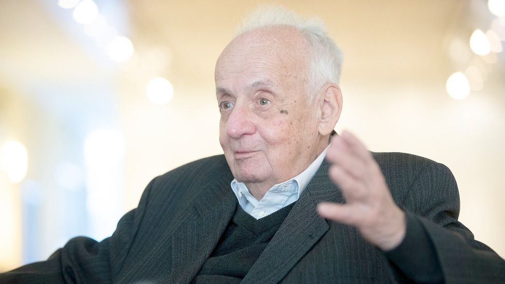 Der Schriftsteller, Diplomat und Journalist Ivan Ivanji starb im Alter von 95 Jahren. Foto: Georg Hochmuth/APA/dpa