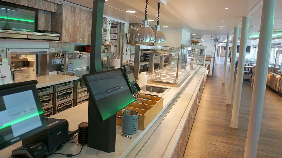 Auch Selbst-Scan-Kassen gehören zum neuen Gastronomie-Konzept. Foto: AG Ems