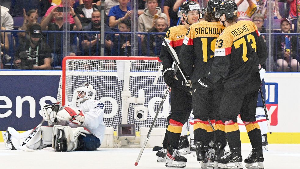 Fünfter Sieg im siebten Vorrundenspiel: Die deutschen Eishockeyspieler spielen am Donnerstag im Viertelfinale. Foto: IMAGO/CTK Photo