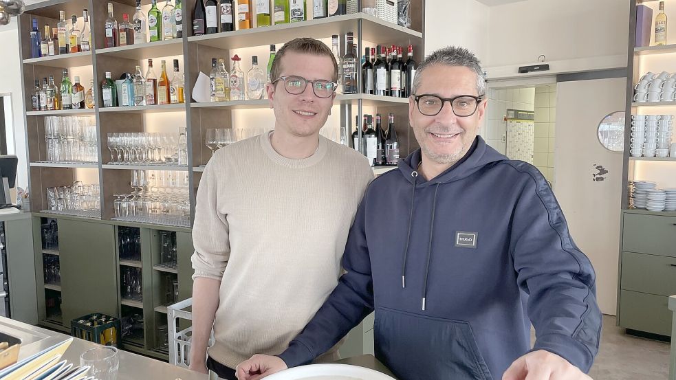 Santo (links) und Salvatore Schinocca sind Geschäftsführer im Schöne Aussichten. Fotos: Nobel